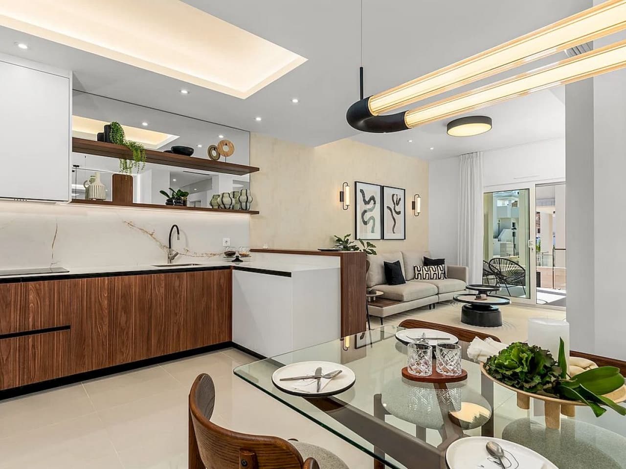 3 slaapkamer Rijtjeshuis te koop in Pueblo Bravo met zwembad - € 380.540 (Ref: 9318377)