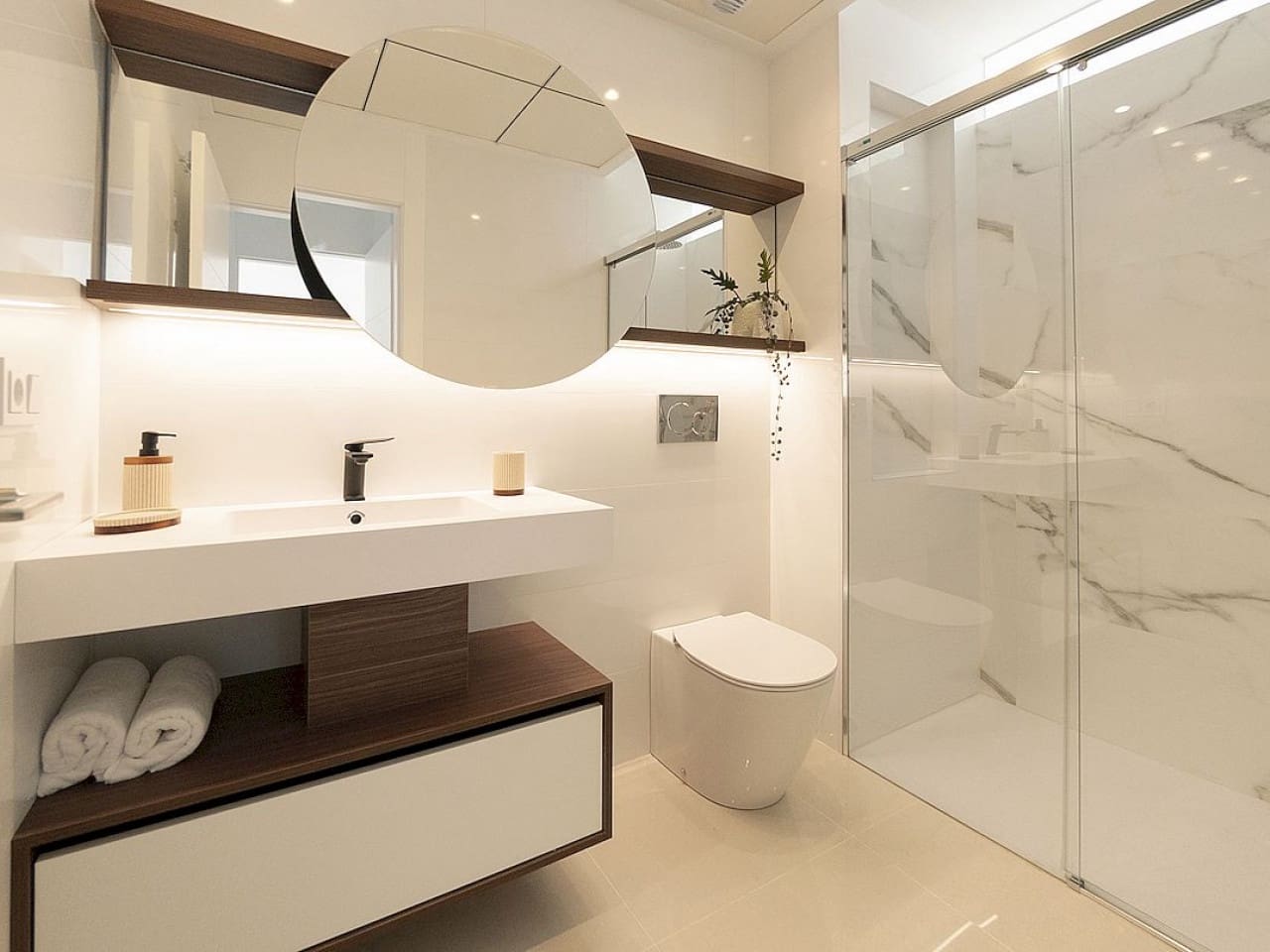 2 sypialnia Dom szeregowy na sprzedaż w Pueblo Bravo z basenem - 370 920 € (Ref: 9318381)