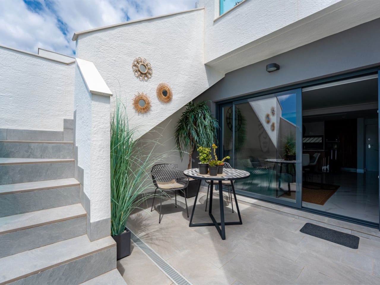 2 bedroom Apartment for sale in El Raso with pool - € 289,000 (Ref: 9318405)