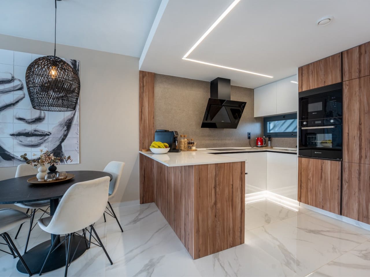 2 bedroom Apartment for sale in El Raso with pool - € 289,000 (Ref: 9318405)