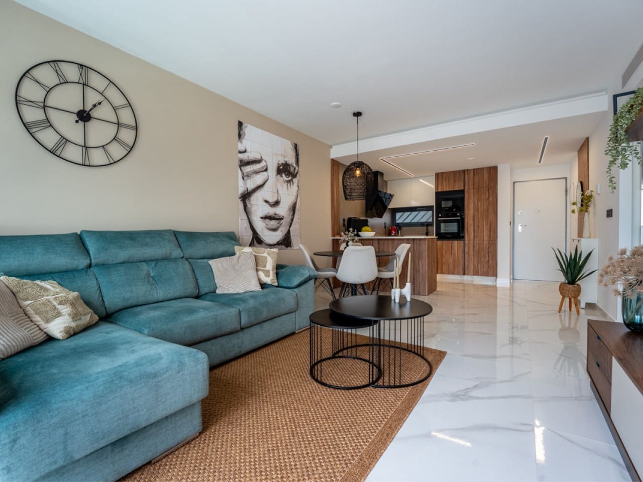 2 bedroom Apartment for sale in El Raso with pool - € 289,000 (Ref: 9318405)