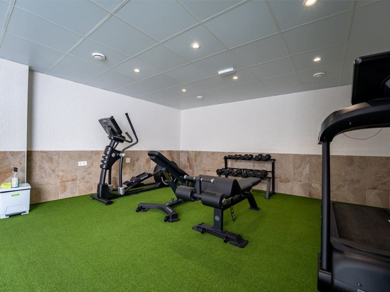 2 bedroom Apartment for sale in El Raso with pool - € 289,000 (Ref: 9318405)