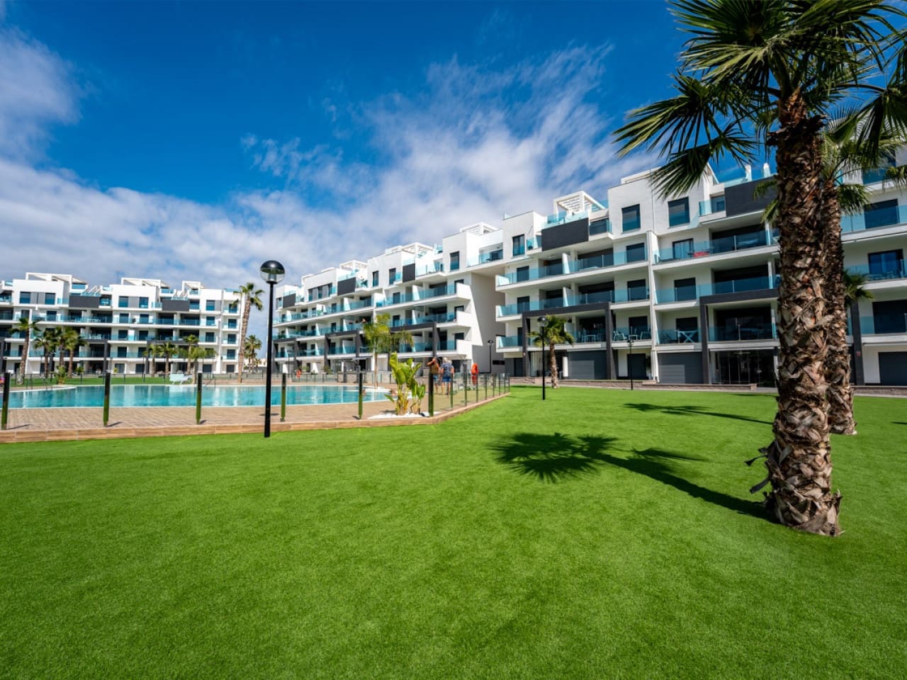 2 bedroom Apartment for sale in El Raso with pool - € 289,000 (Ref: 9318405)