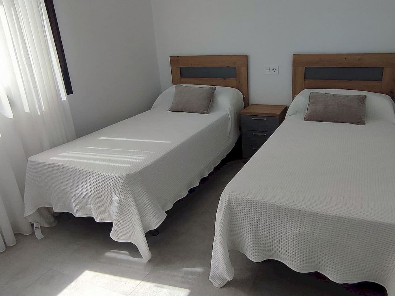 3 soveværelse Rækkehus til salg i Pilar de la Horadada med swimmingpool - € 289.900 (Ref: 9318413)