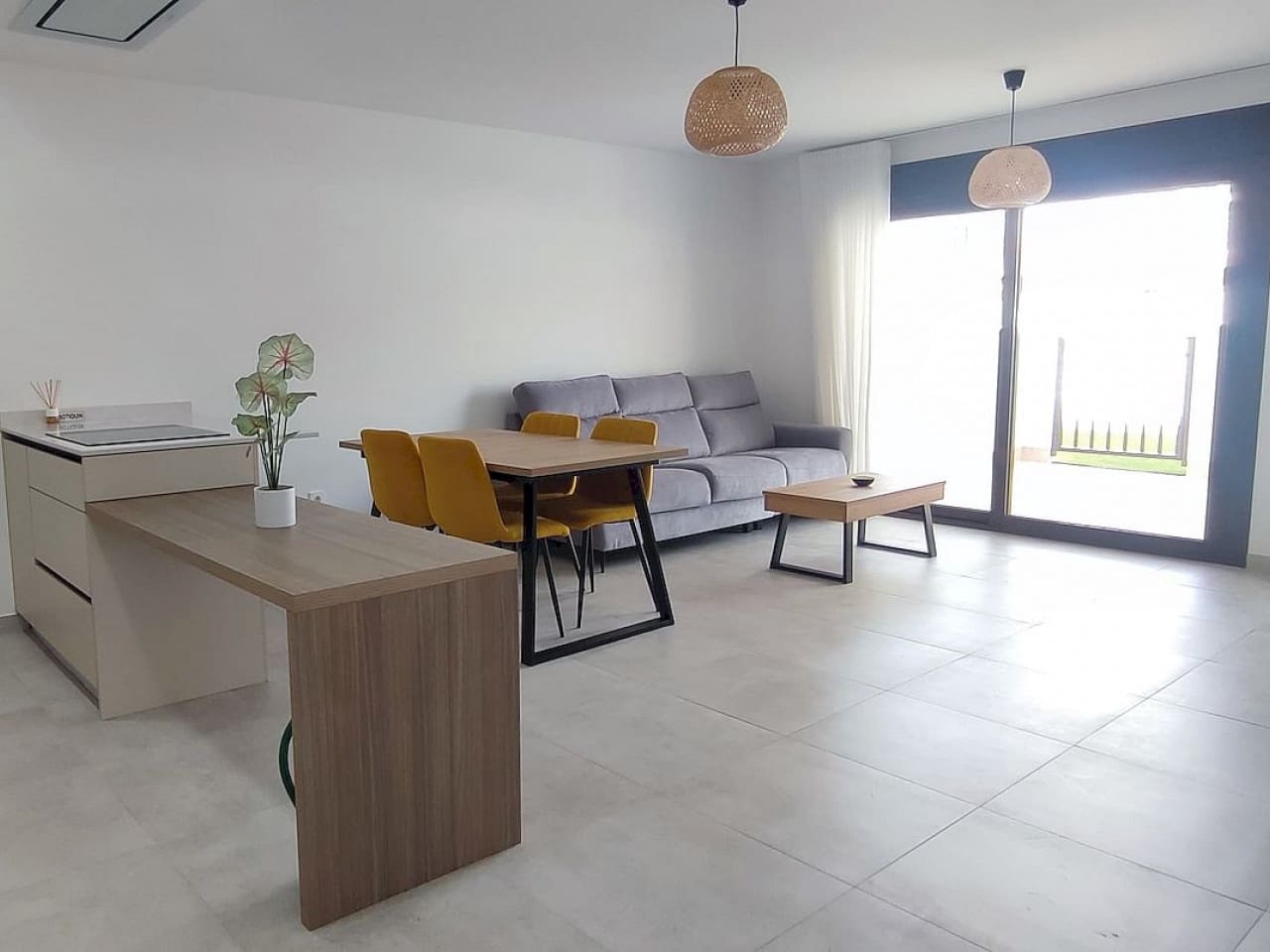 3 soveværelse Rækkehus til salg i Pilar de la Horadada med swimmingpool - € 289.900 (Ref: 9318413)