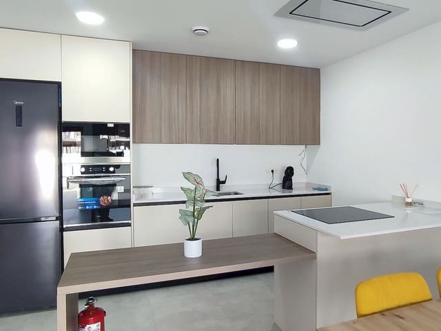 3 soveværelse Rækkehus til salg i Pilar de la Horadada med swimmingpool - € 289.900 (Ref: 9318413)