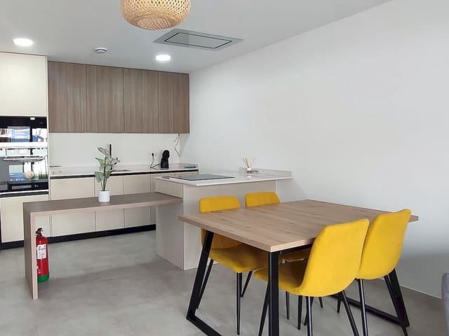 3 soveværelse Rækkehus til salg i Pilar de la Horadada med swimmingpool - € 289.900 (Ref: 9318413)