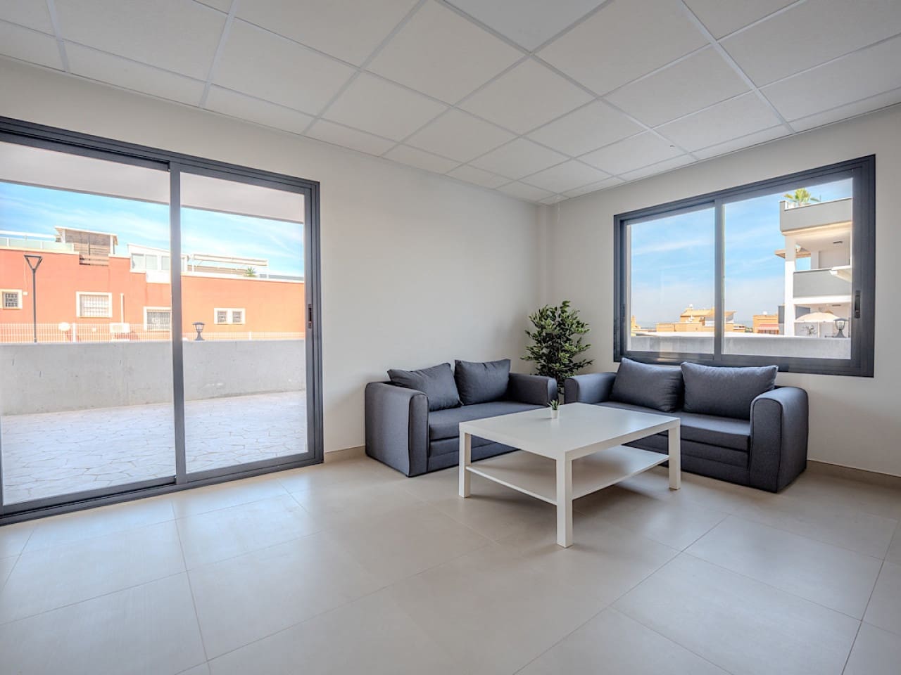 2 bedroom Apartment for sale in Orihuela Costa with pool - € 343,000 (Ref: 9318447)