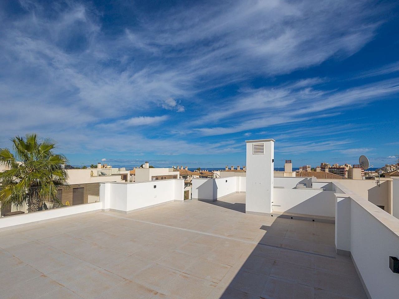 4 bedroom Villa for sale in Torrevieja with pool - € 750,000 (Ref: 9318467)