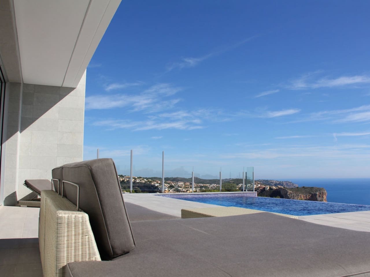 3 quarto Moradia para venda em Cumbre del Sol com piscina - 2 249 000 € (Ref: 9318473)