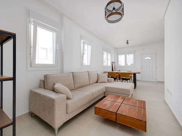 3 camera da letto Villa in vendita in La Marina, Elche / Elx con piscina - 275.000 € (Rif: 9318484)