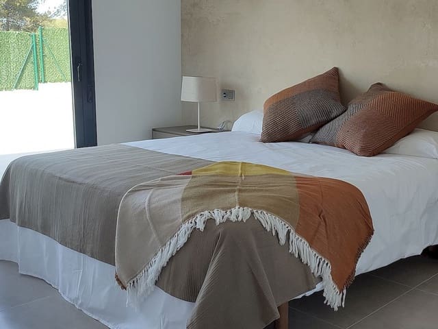 3 bedroom Villa for sale in Calasparra with pool - € 405,000 (Ref: 9318491)