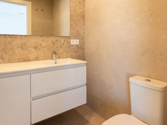 3 bedroom Villa for sale in Los Alcázares with pool - € 499,900 (Ref: 9318496)