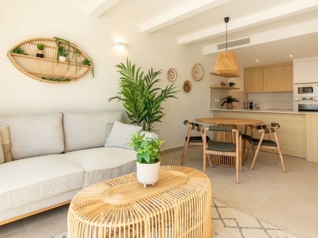 3 bedroom Villa for sale in Los Alcázares with pool - € 499,900 (Ref: 9318496)