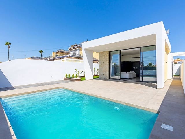 3 bedroom Villa for sale in Los Balcones with pool - € 700,000 (Ref: 9318506)