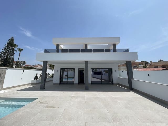 3 makuuhuone Huvila myytävänä paikassa Ciudad Quesada, Rojales mukana uima-altaan - 799 900 € (Ref: 9318508)