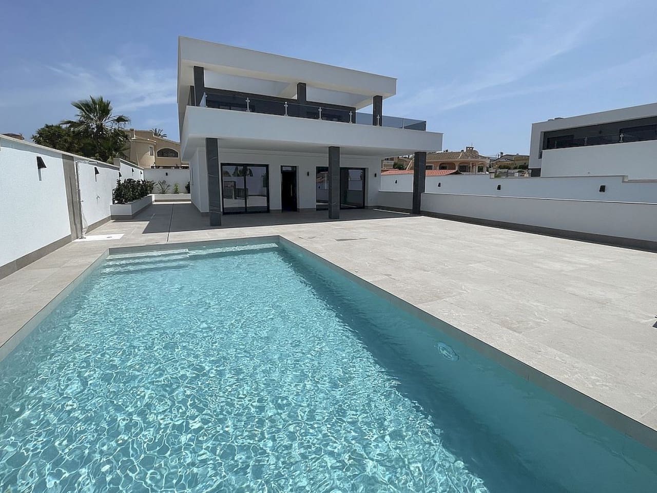 3 bedroom Villa for sale in Ciudad Quesada with pool - € 799,900 (Ref: 9318508)