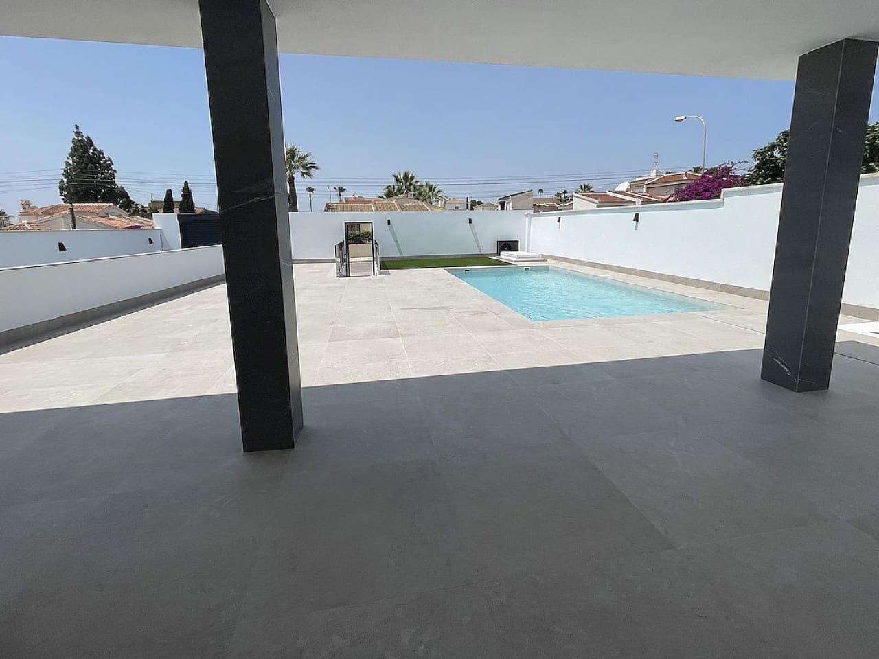 3 bedroom Villa for sale in Ciudad Quesada with pool - € 799,900 (Ref: 9318508)