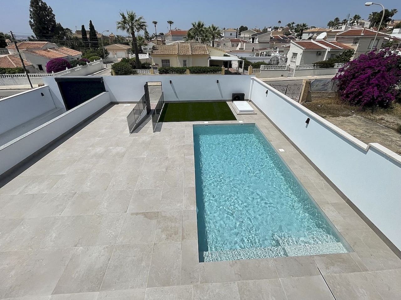 3 bedroom Villa for sale in Ciudad Quesada with pool - € 799,900 (Ref: 9318508)