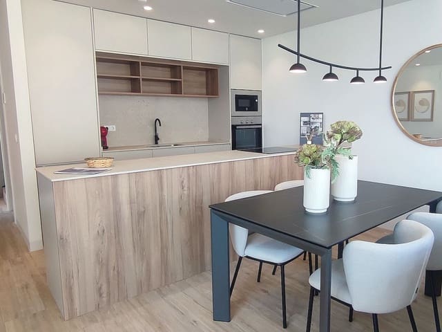 3 bedroom Villa for sale in Torre de la Horadada, Pilar de la Horadada with pool - € 628,000 (Ref: 9318509)