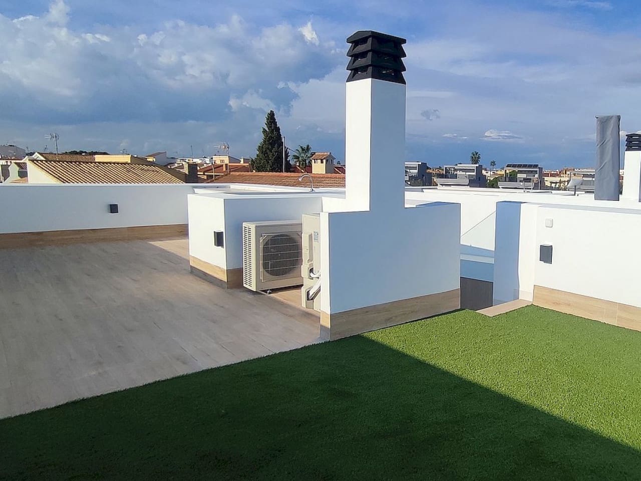 3 bedroom Villa for sale in Torre de la Horadada with pool - € 628,000 (Ref: 9318509)