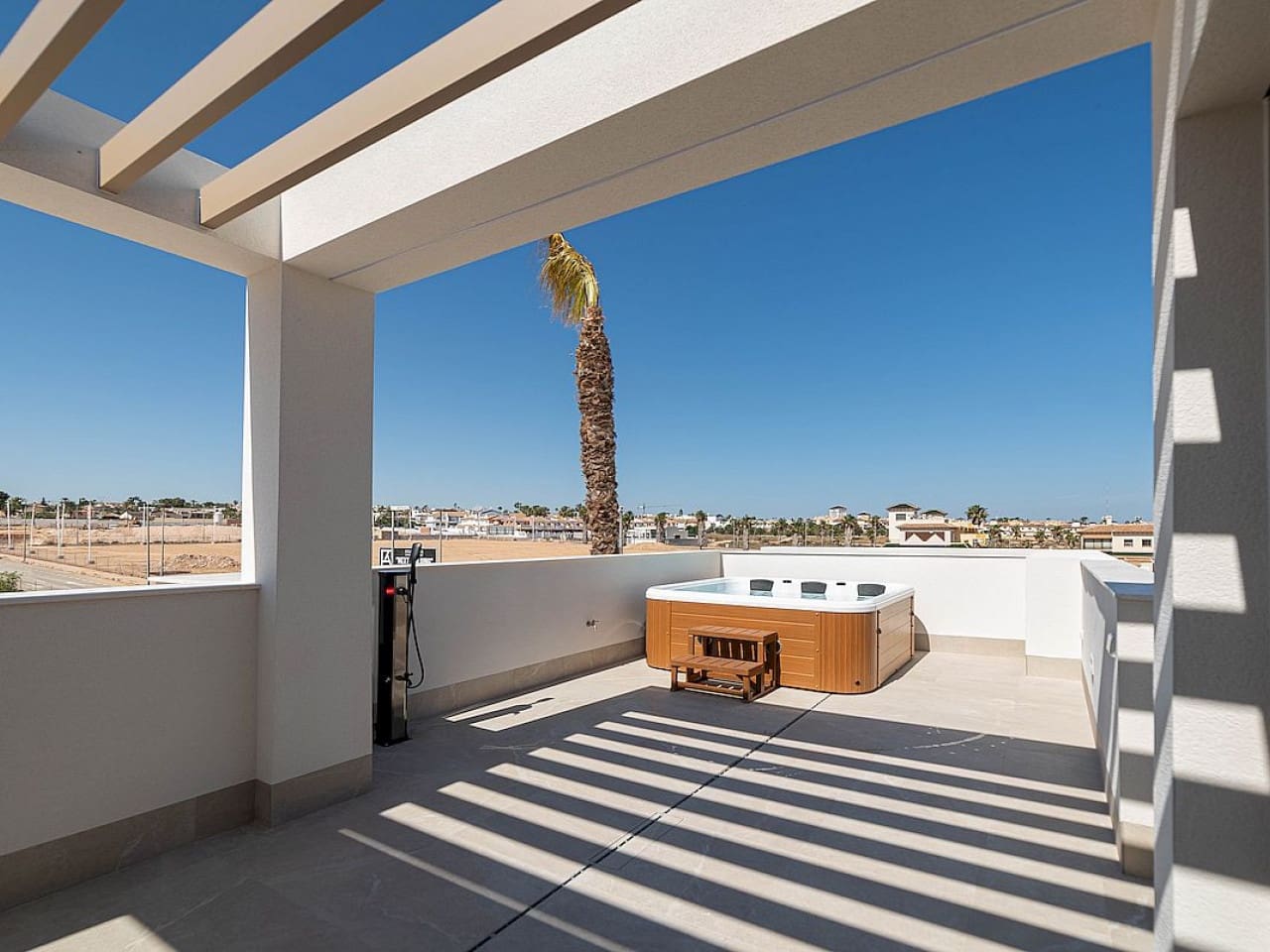 3 bedroom Villa for sale in Ciudad Quesada with pool - € 435,000 (Ref: 9318511)