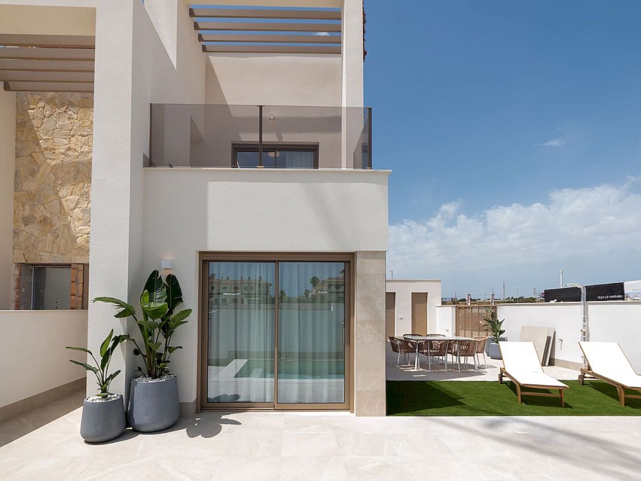 3 bedroom Villa for sale in Ciudad Quesada with pool - € 435,000 (Ref: 9318511)