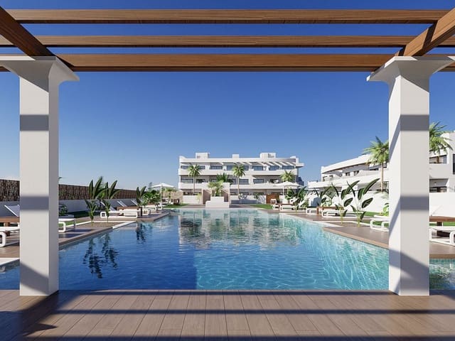 3 sovrum Radhus till salu i Los Alcázares med pool - 359 000 € (Ref: 9318523)