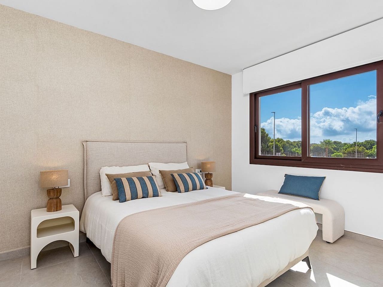 3 bedroom Villa for sale in Pilar de la Horadada with pool - € 539,900 (Ref: 9318533)