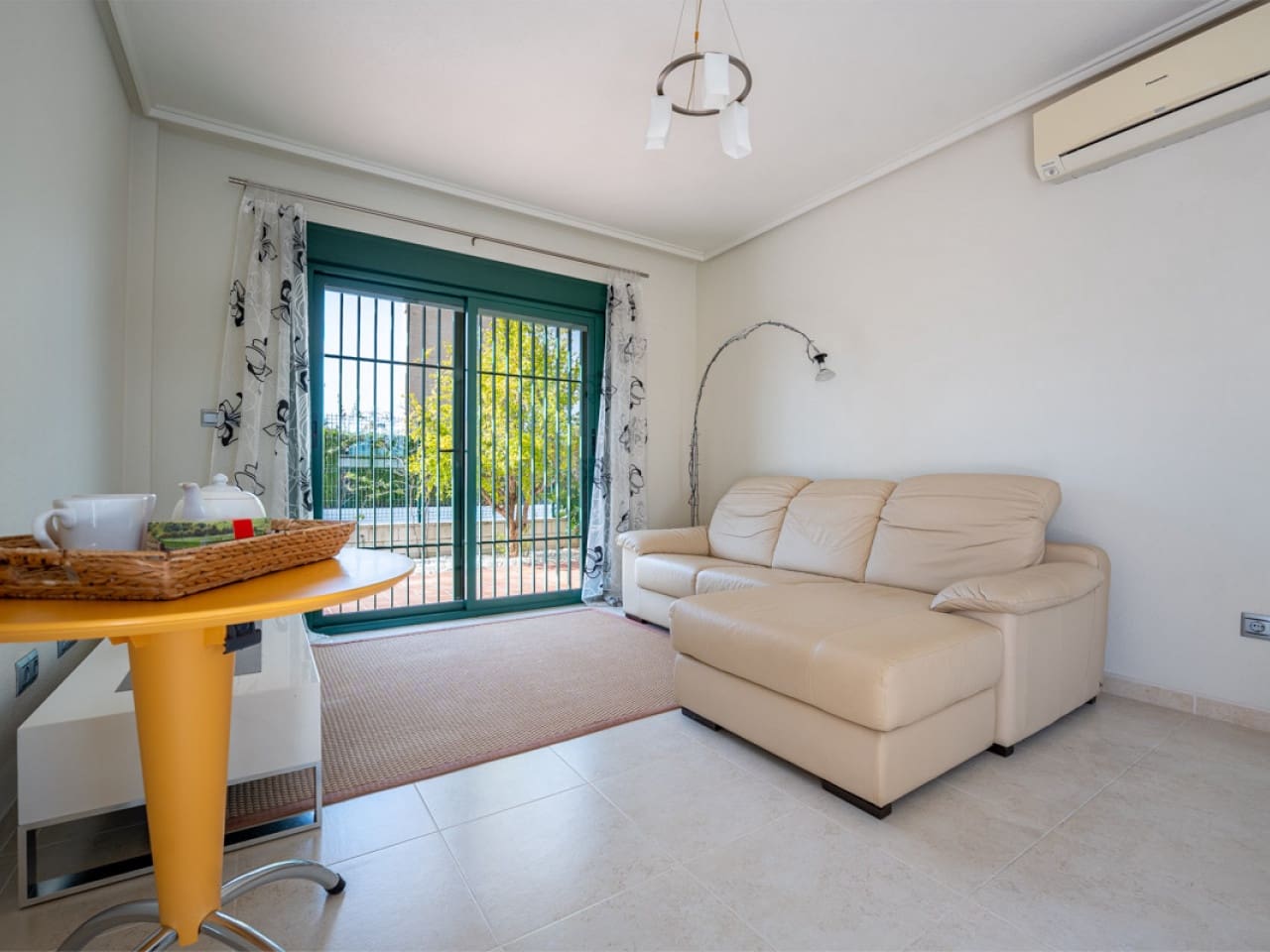 3 bedroom Villa for sale in Rojales with pool - € 430,000 (Ref: 9318539)