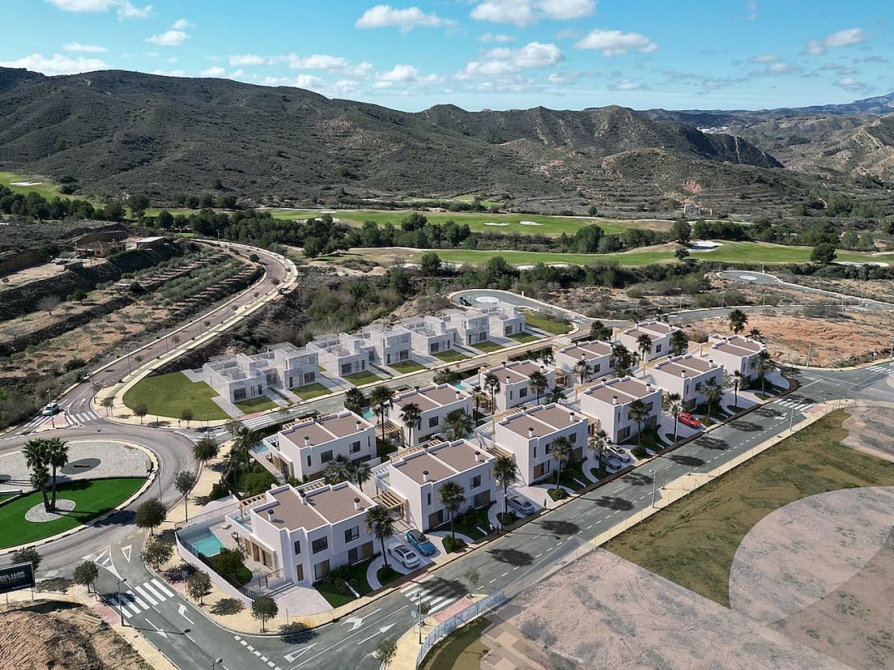 3 soverom Villa til salgs i Monforte del Cid med svømmebasseng - € 489 000 (Ref: 9318555)