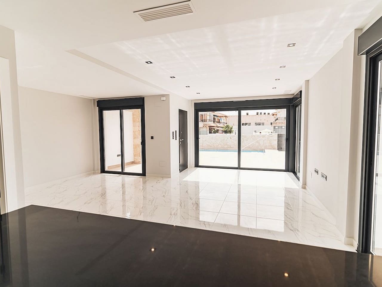 4 camera da letto Villa in vendita in Orihuela Costa con piscina - 699.900 € (Rif: 9318567)