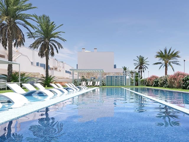 3 soveværelse Rækkehus til salg i Torre de la Horadada, Pilar de la Horadada med swimmingpool - € 380.000 (Ref: 9318568)