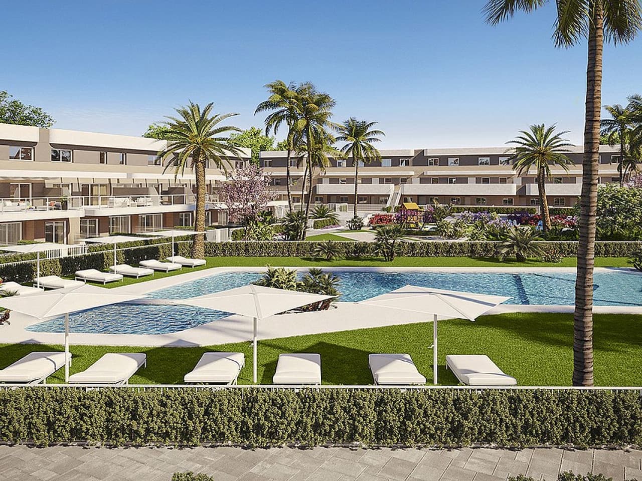 3 soveværelse Rækkehus til salg i Monforte del Cid med swimmingpool - € 240.000 (Ref: 9318581)