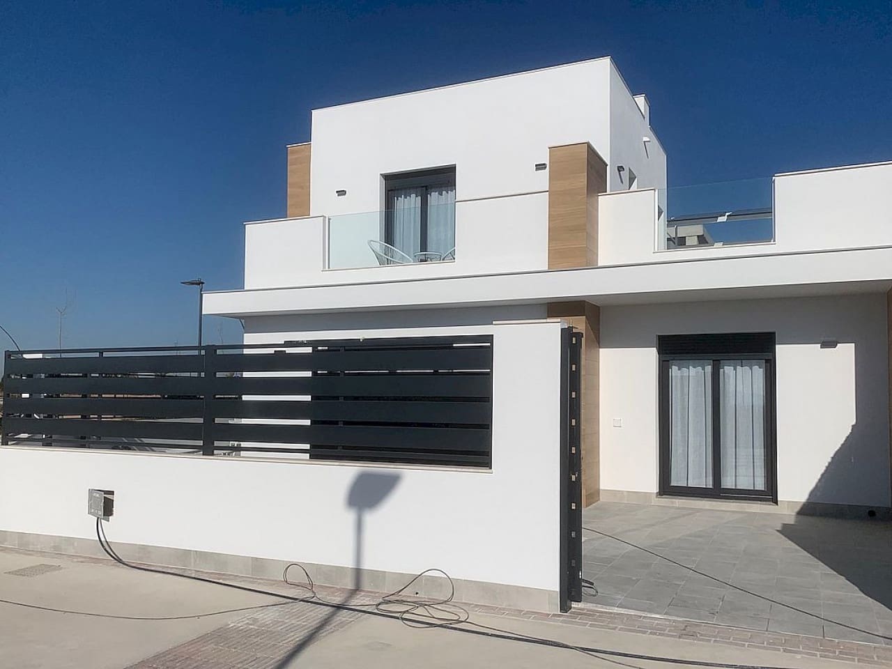 2 bedroom Villa for sale in Roldan with pool - € 299,900 (Ref: 9318586)