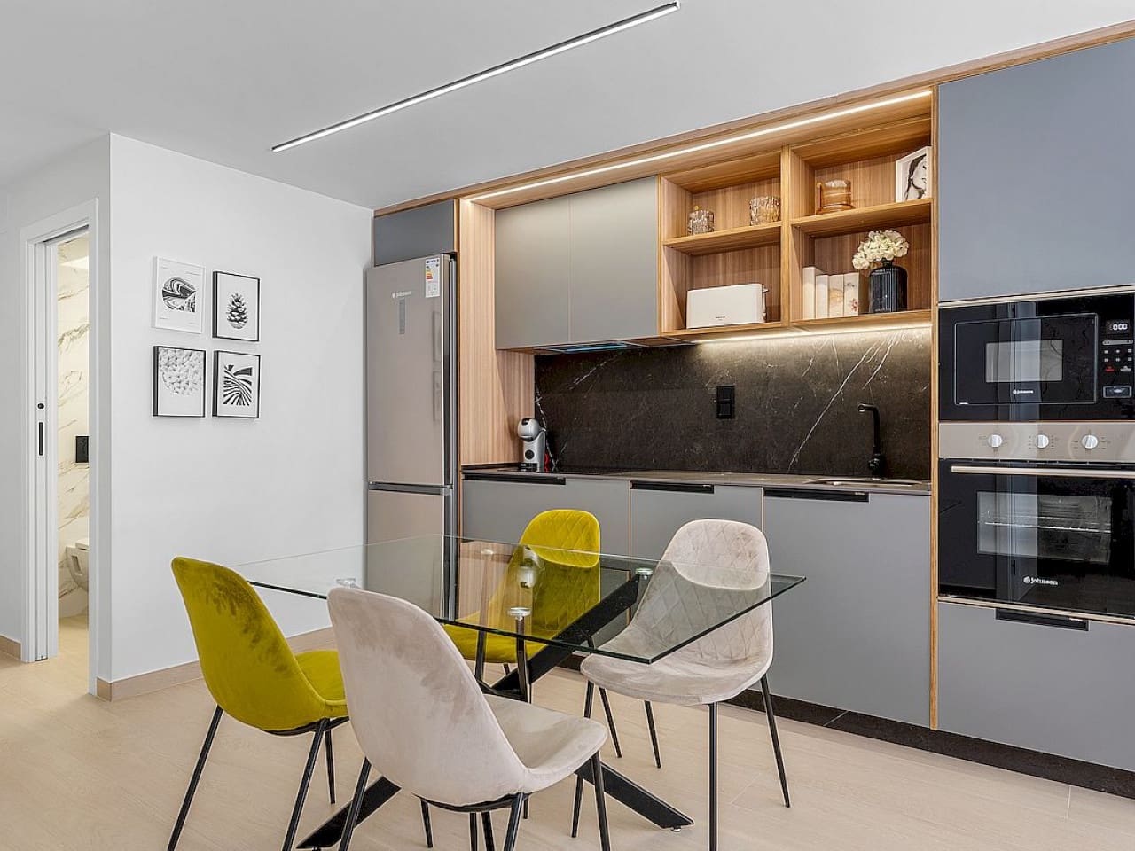 3 quarto Apartamento para venda em El Raso com piscina - 248 000 € (Ref: 9318594)