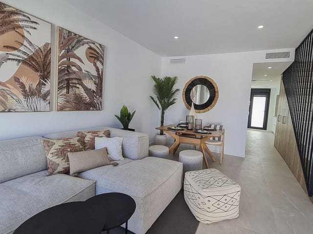 3 Zimmer Villa zu verkaufen in San Pedro del Pinatar mit Pool - 369.900 € (Ref: 9318609)