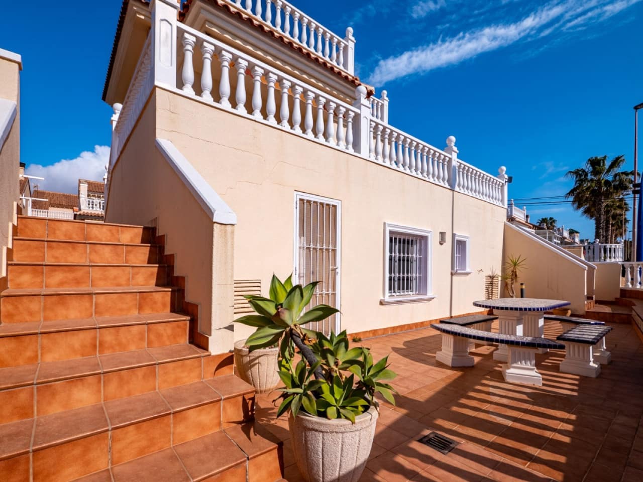 5 bedroom Villa for sale in Torrevieja with pool - € 549,000 (Ref: 9318613)