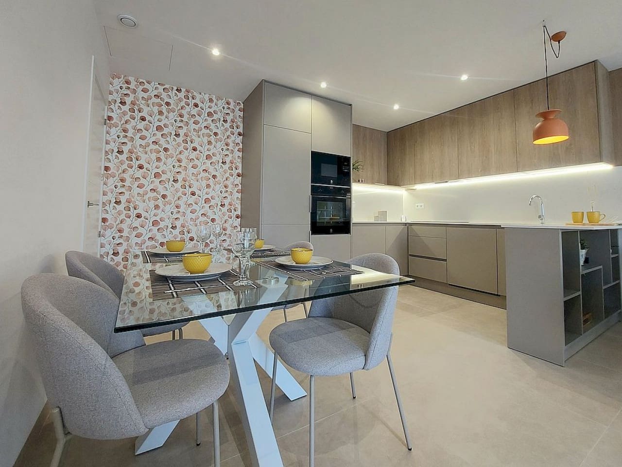 3 soveværelse Byhus til salg i San Pedro del Pinatar med swimmingpool - € 419.900 (Ref: 9318623)