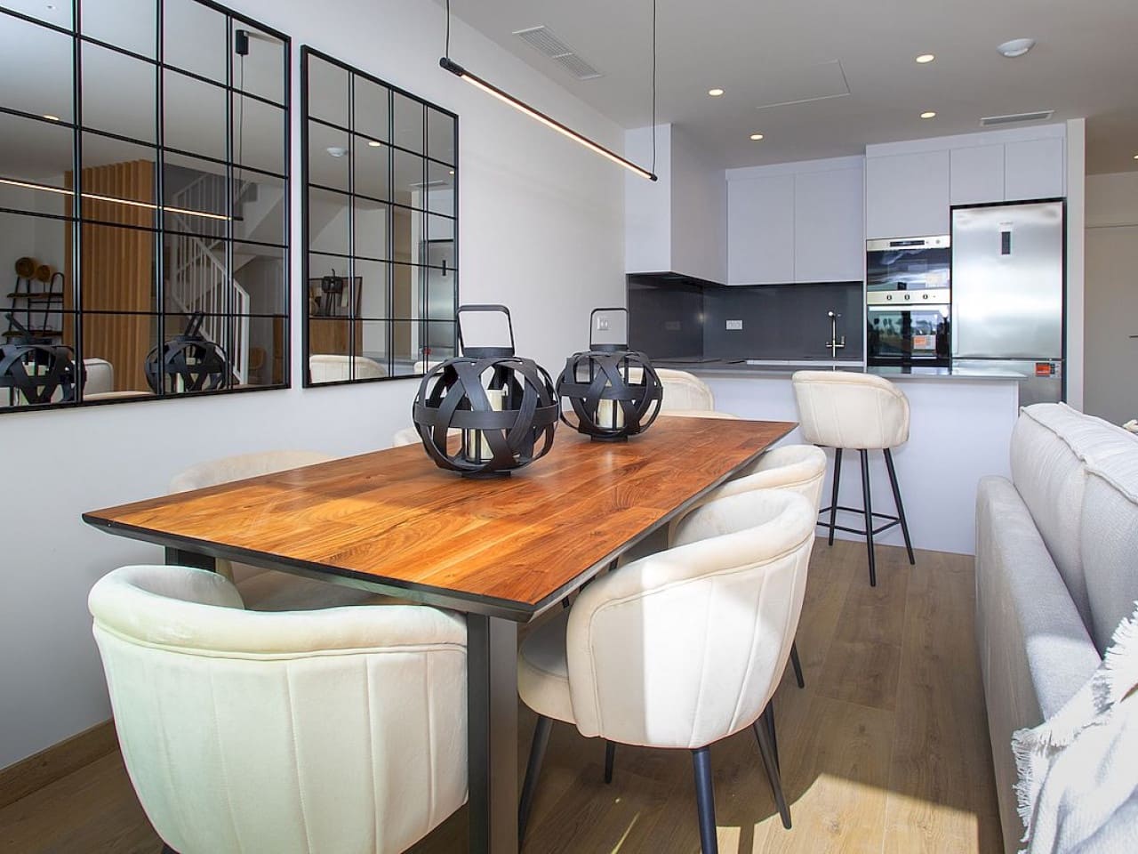 3 soveværelse Byhus til salg i Monforte del Cid med swimmingpool - € 330.000 (Ref: 9318631)