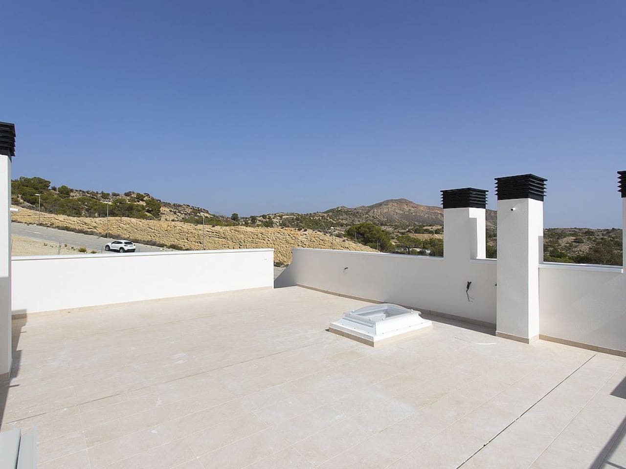 3 soveværelse Byhus til salg i Monforte del Cid med swimmingpool - € 330.000 (Ref: 9318631)