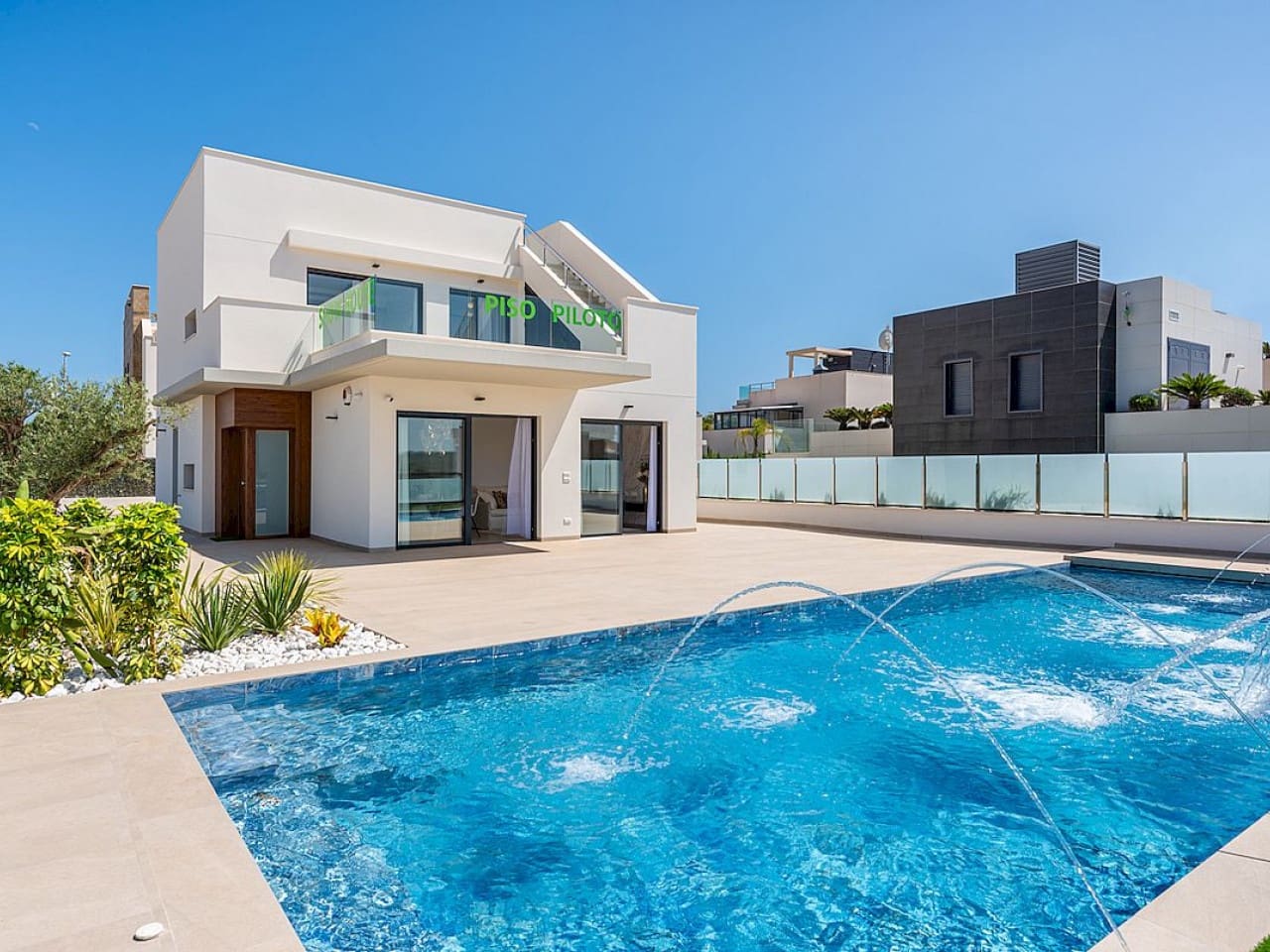 3 bedroom Villa for sale in Campoamor with pool - € 1,195,000 (Ref: 9318634)