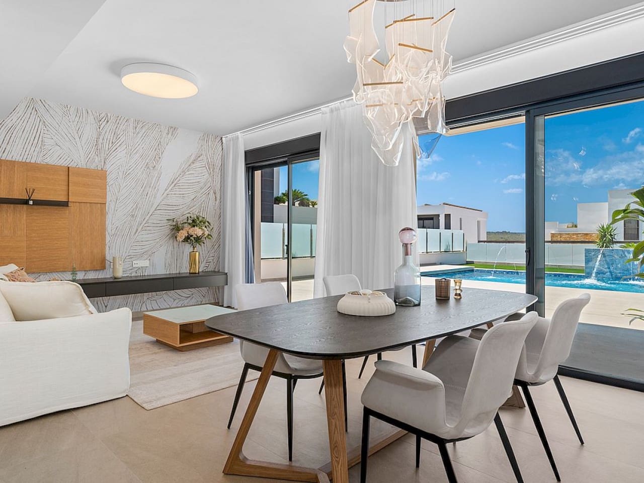 4 soveværelse Villa til salg i Campoamor med swimmingpool - € 1.195.000 (Ref: 9318635)