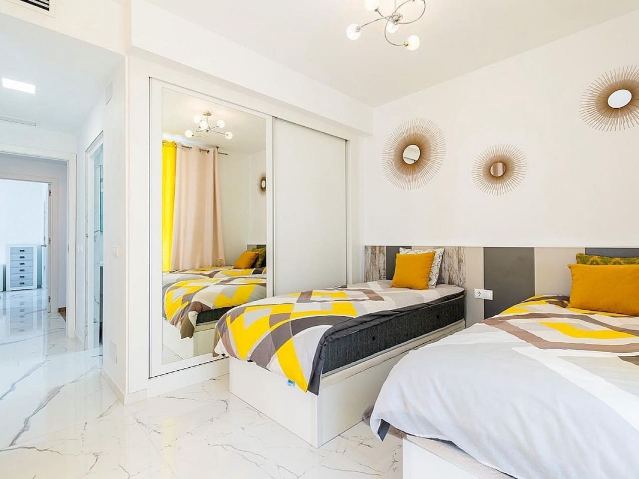 3 bedroom Villa for sale in Villamartin with pool - € 310,000 (Ref: 9318661)