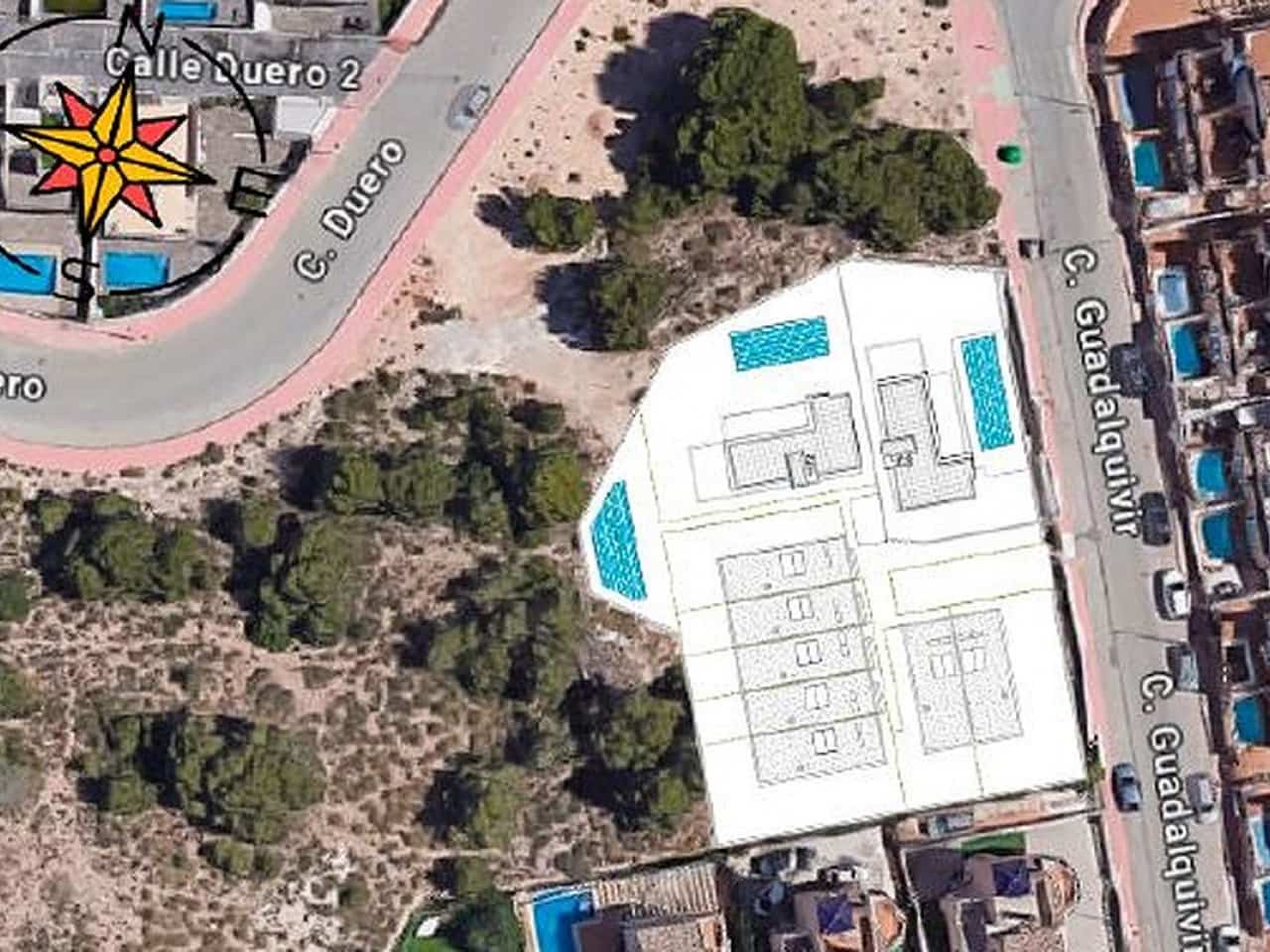 3 bedroom Villa for sale in Villamartin with pool - € 310,000 (Ref: 9318661)