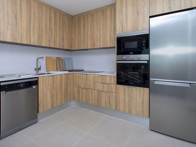 3 sypialnia Penthouse na sprzedaż w Santa Pola z basenem - 495 000 € (Ref: 9318663)