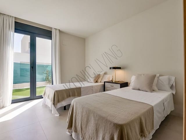 3 bedroom Villa for sale in Benidorm with pool - € 790,000 (Ref: 9318672)