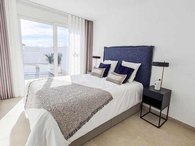 3 quarto Moradia para venda em San Pedro del Pinatar com piscina - 389 000 € (Ref: 9318674)