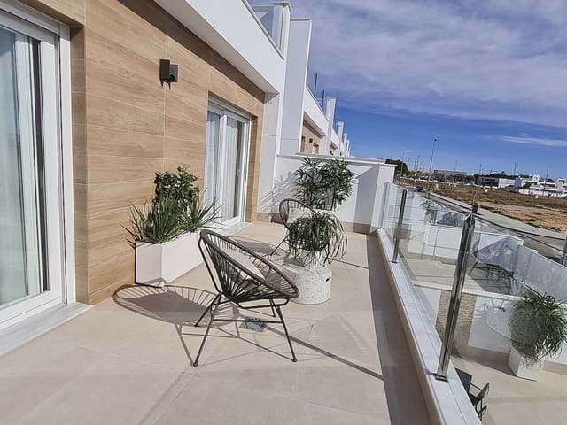 3 quarto Moradia para venda em San Pedro del Pinatar com piscina - 389 000 € (Ref: 9318674)