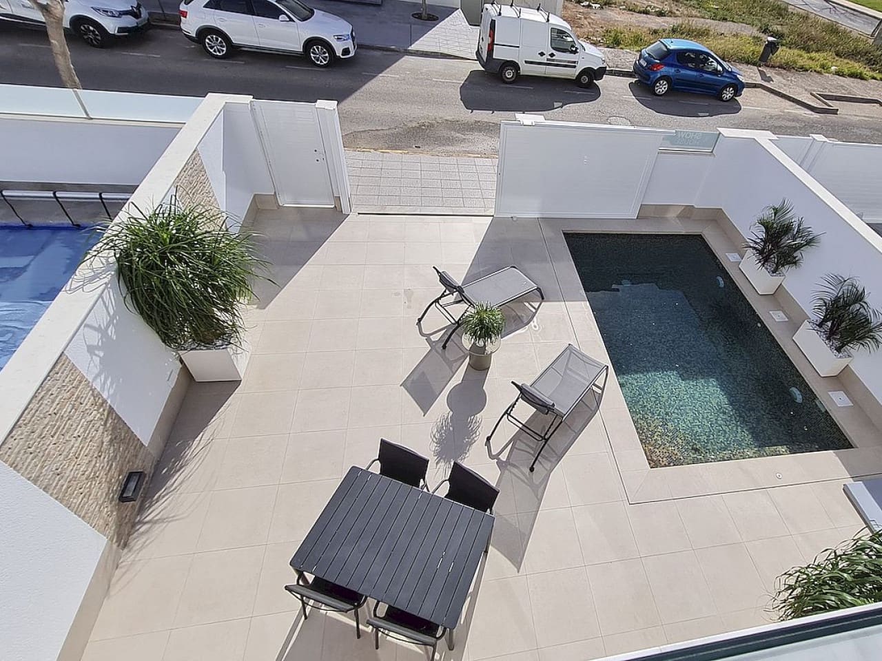 3 quarto Moradia para venda em San Pedro del Pinatar com piscina - 389 000 € (Ref: 9318674)